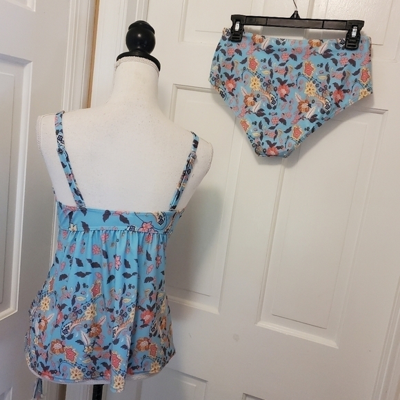 NWT Floral Print 2 Piece Swimsuit Size Large Brand unknown - Picture 6 of 11